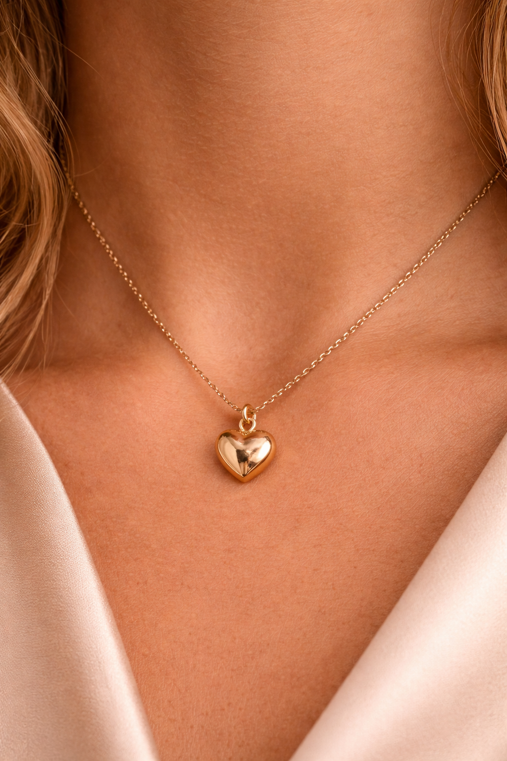 14K Gold Puff Heart Pendant Necklace